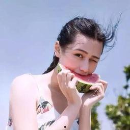 娱乐吃瓜群头像图片女生,揭秘娱乐吃瓜群中的时尚女神